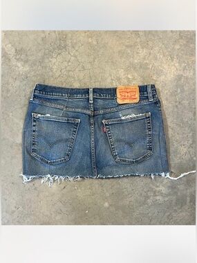 Levi's Dark Blue Denim Mini Skirt with Frayed Hem